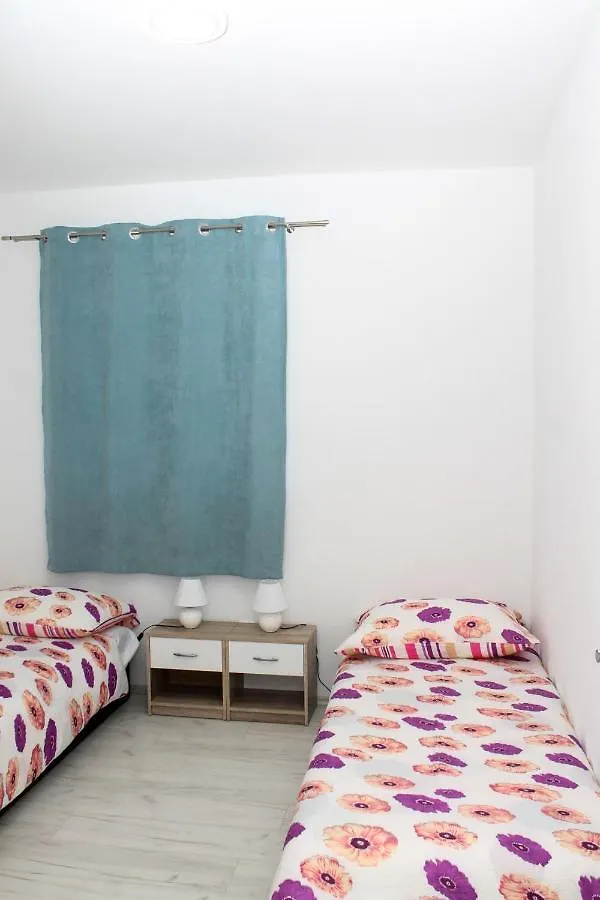 Radic Apartments Kastela Croatia