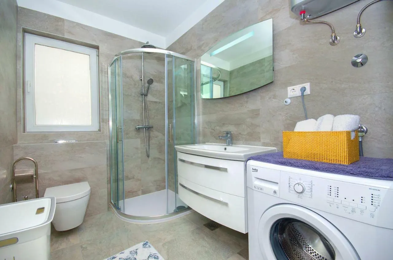 Radic Apartments Kastela Croatia