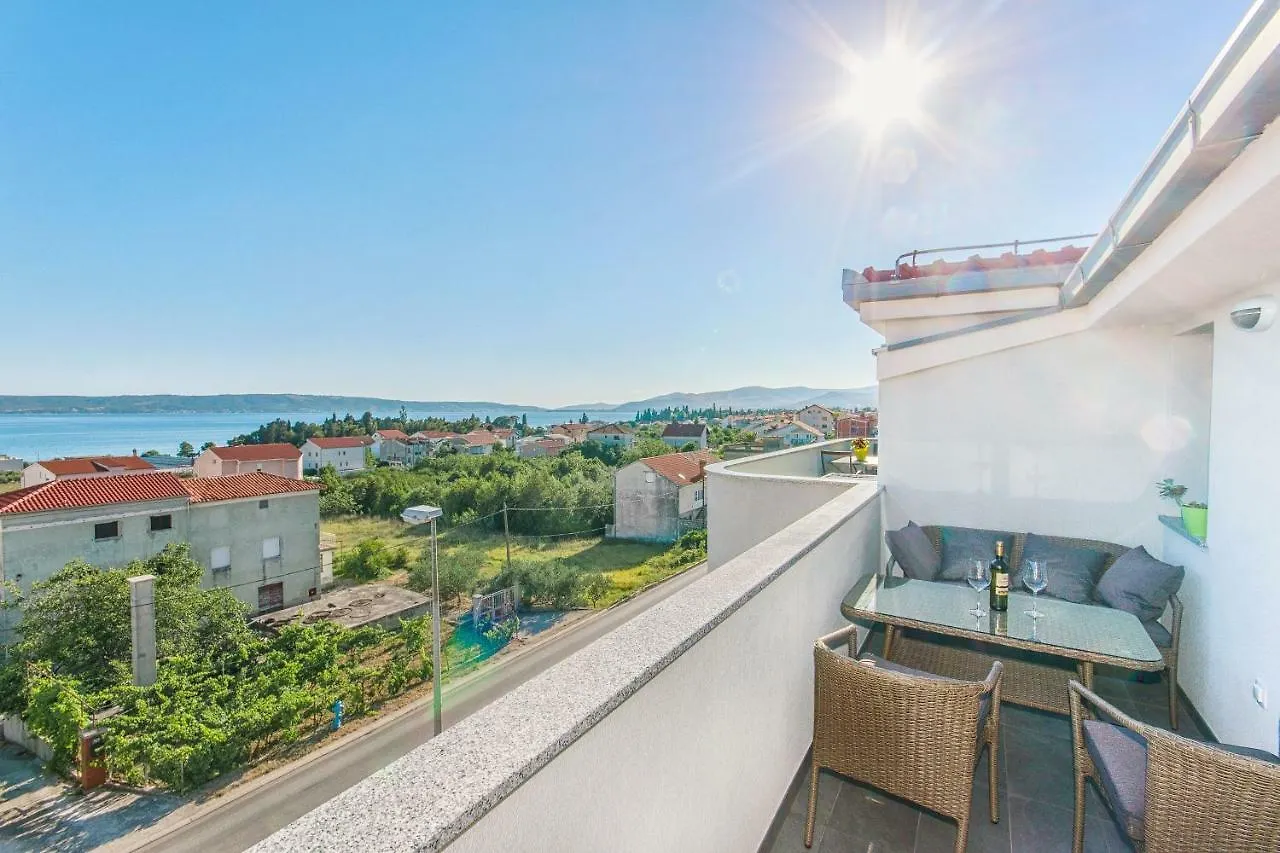 Radic Apartments Kaštela